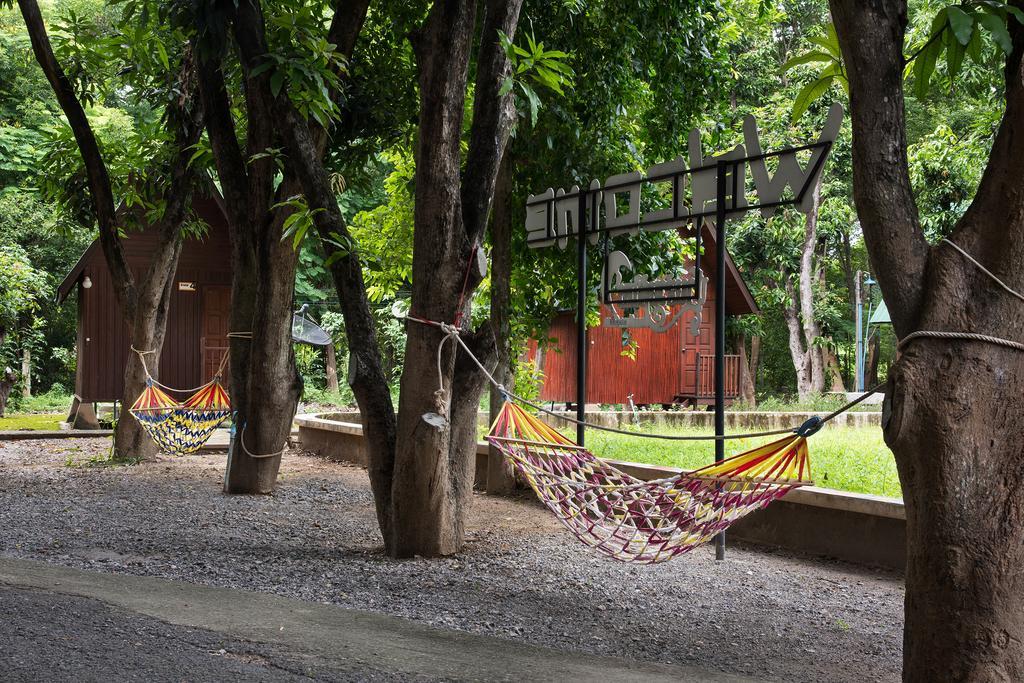 Baan Suan Chan Kanchanaburi City Exteriör bild