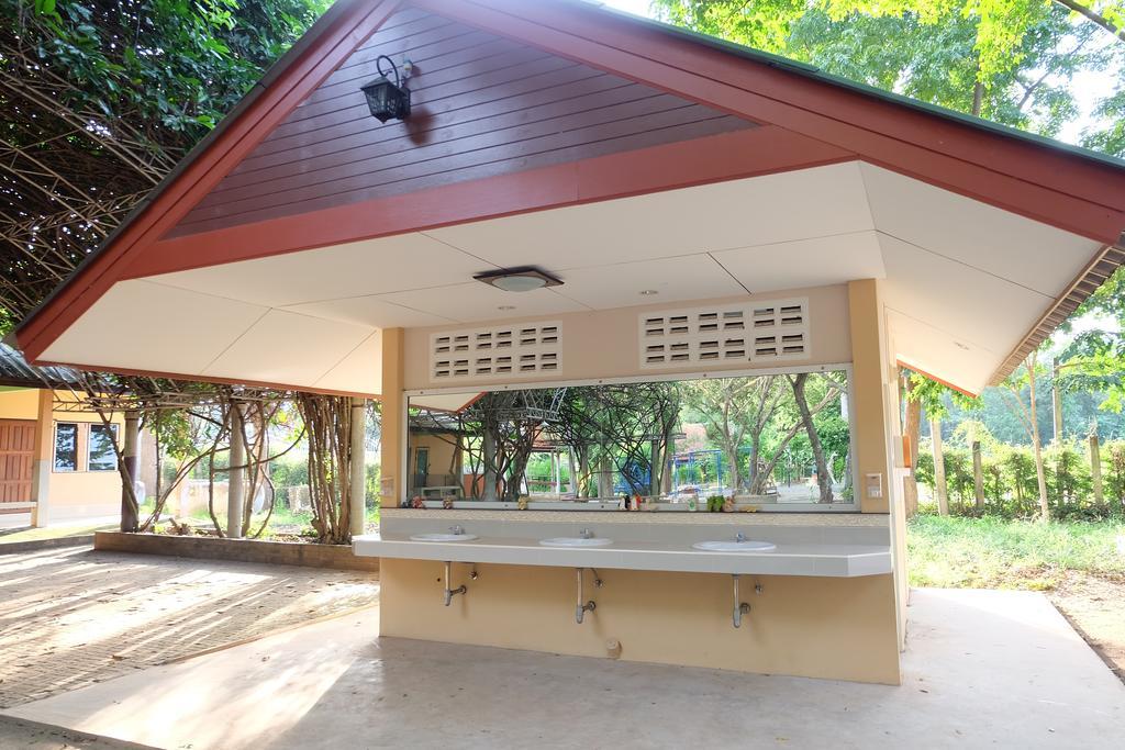 Baan Suan Chan Kanchanaburi City Rum bild