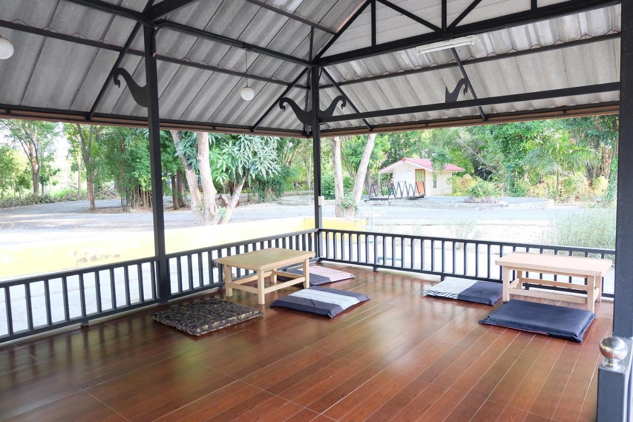 Baan Suan Chan Kanchanaburi City Exteriör bild